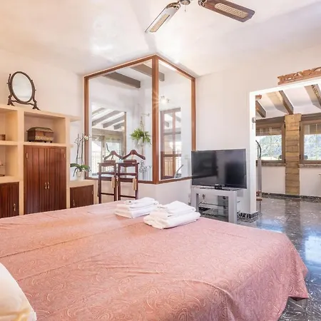Villa Js Properties Maria For Rent In