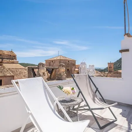 Villa Js Properties Maria For Rent In *
